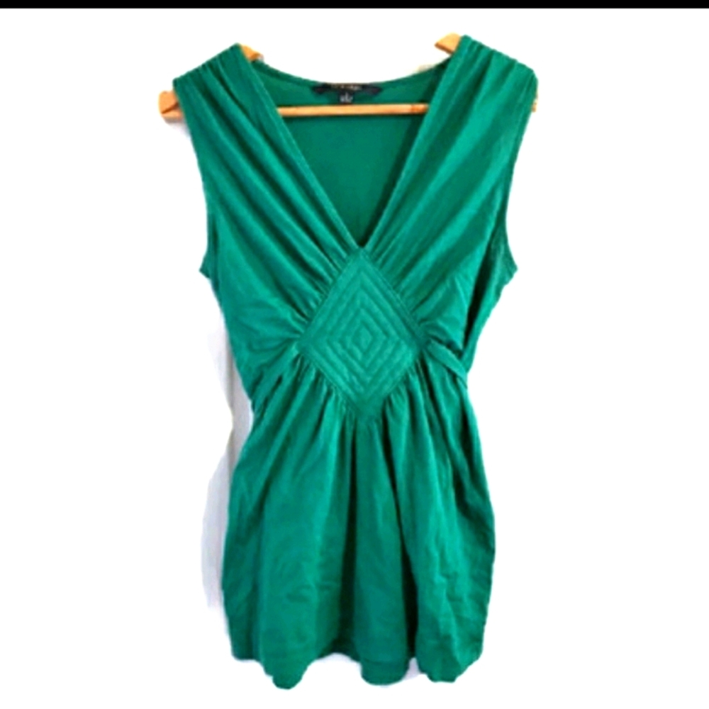 THIS WEEK ONLY SALE!Kelly Green Chadwicks side tie, sleeveless blouse